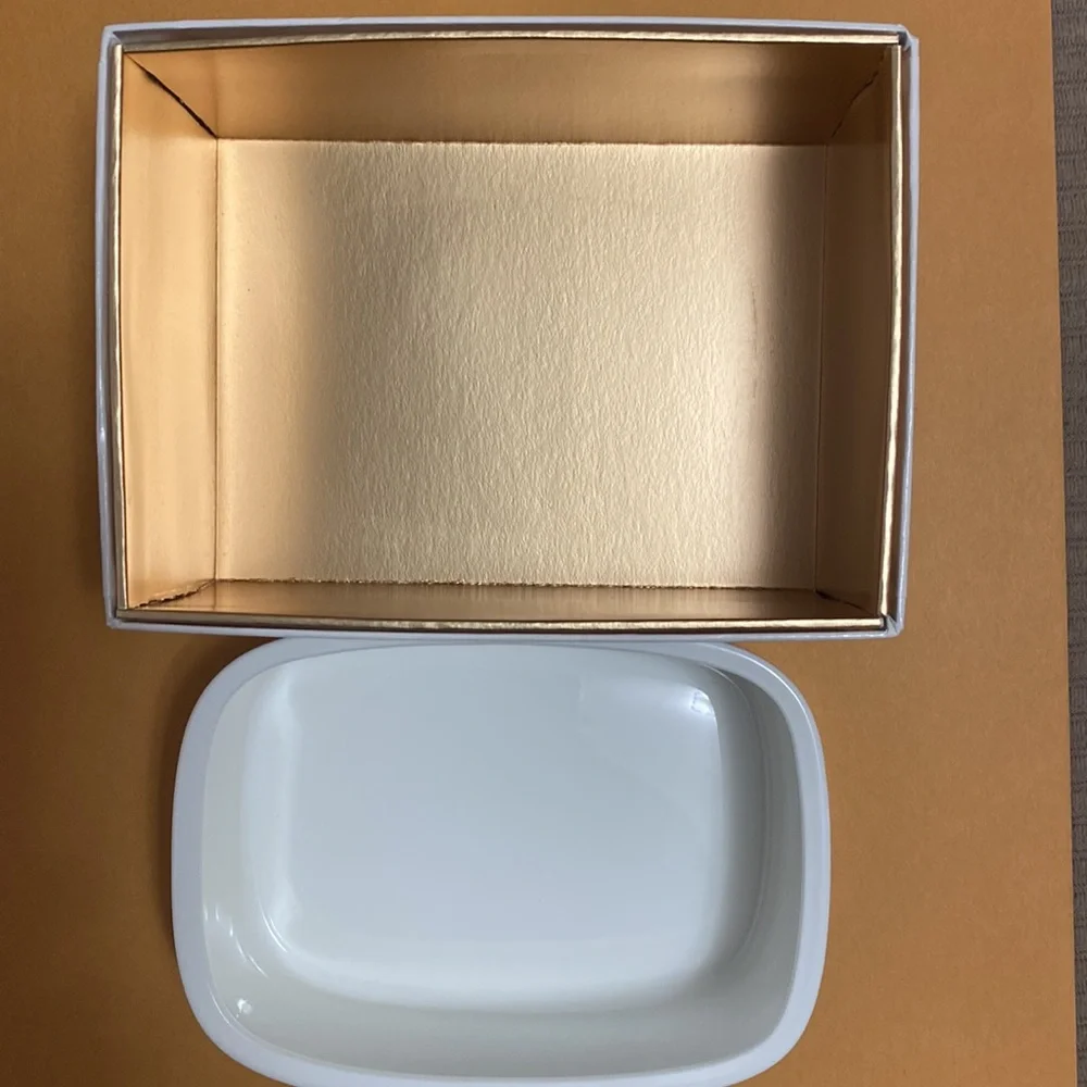 Beautiful new Mikasa Bone China April Rose Soap Dish Japan